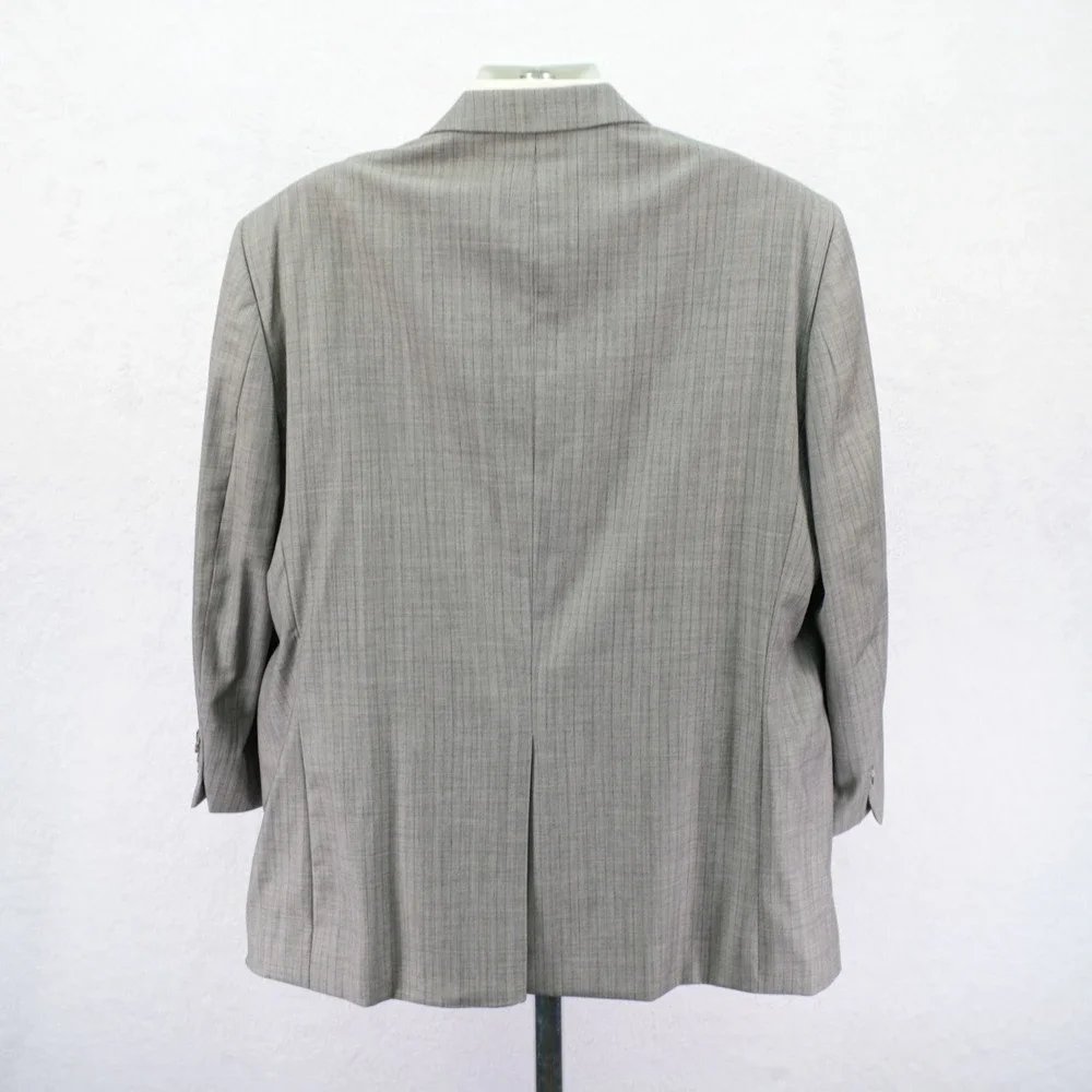 Joseph & Feiss Gray Sharskin W/ Blue Striped 48L 2 Button Suit Jacket Tagged 50R